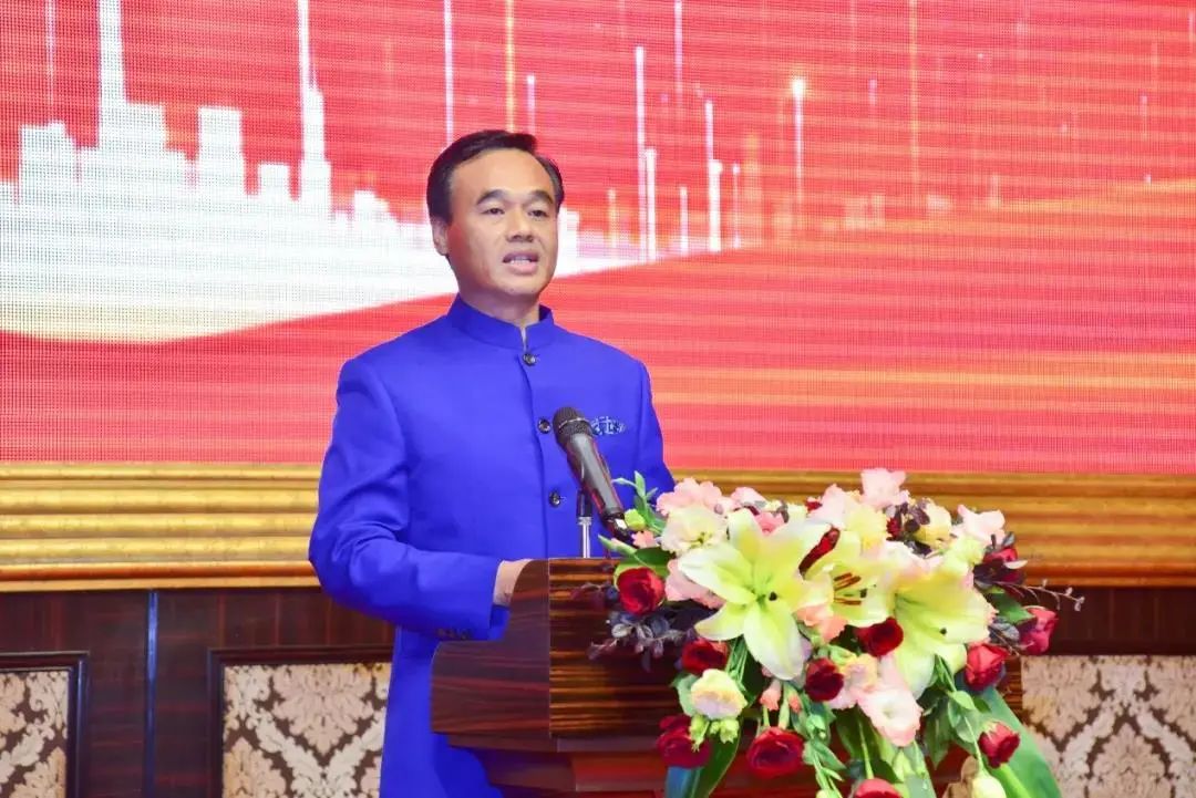廣東省委統(tǒng)戰(zhàn)部副部長、省工商聯(lián)黨組書記雷彪講話